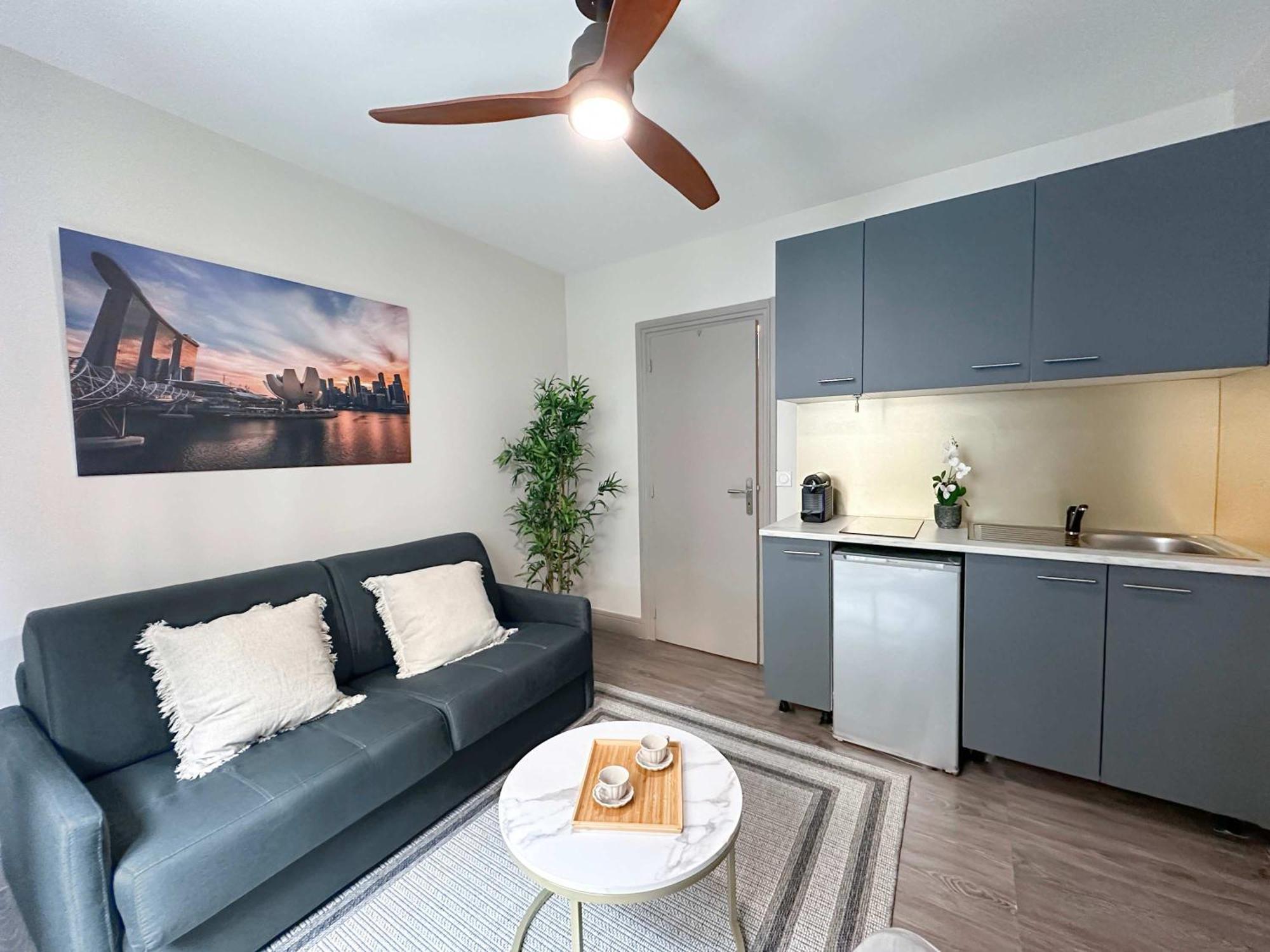 Elegant Escape Near Arc De Triomphe Apartment Paris Exterior photo